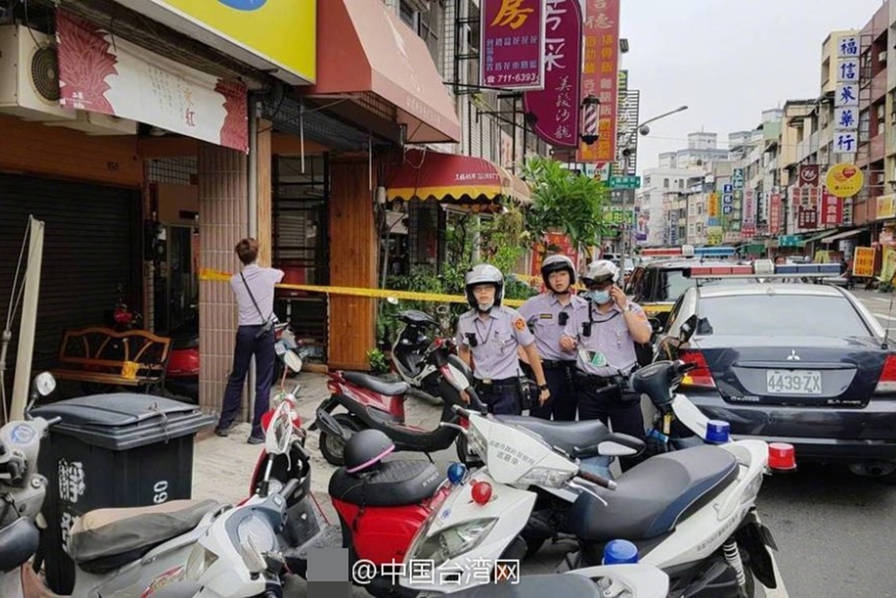 國模