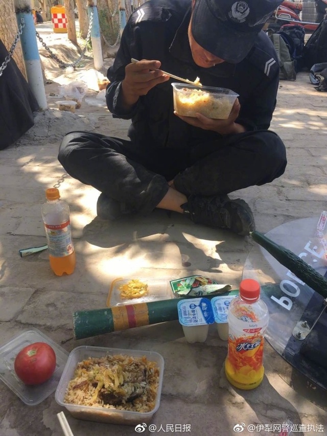 欧美野外老妇女乱伦