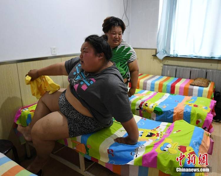 白嫩的极品 女asspie
