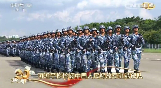 男模