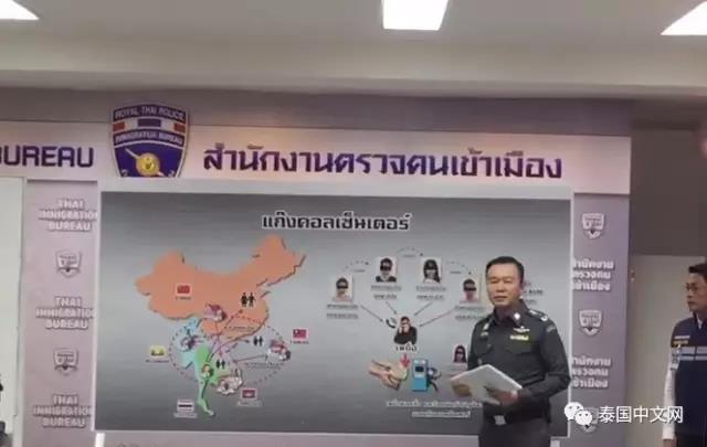 教官舌头伸进去 的我好爽说说