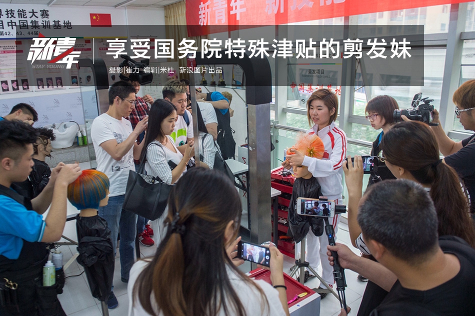 成人精品鲁一鲁一区二区