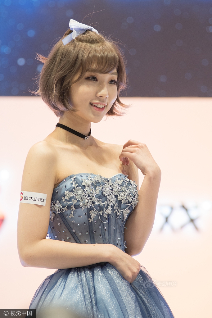 成人国产精品秘 久久久按摩下载
