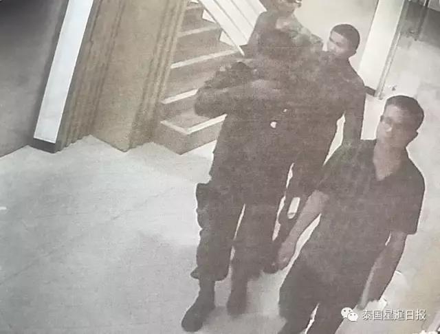 亚洲Aⅴ深喉囗交一区二区