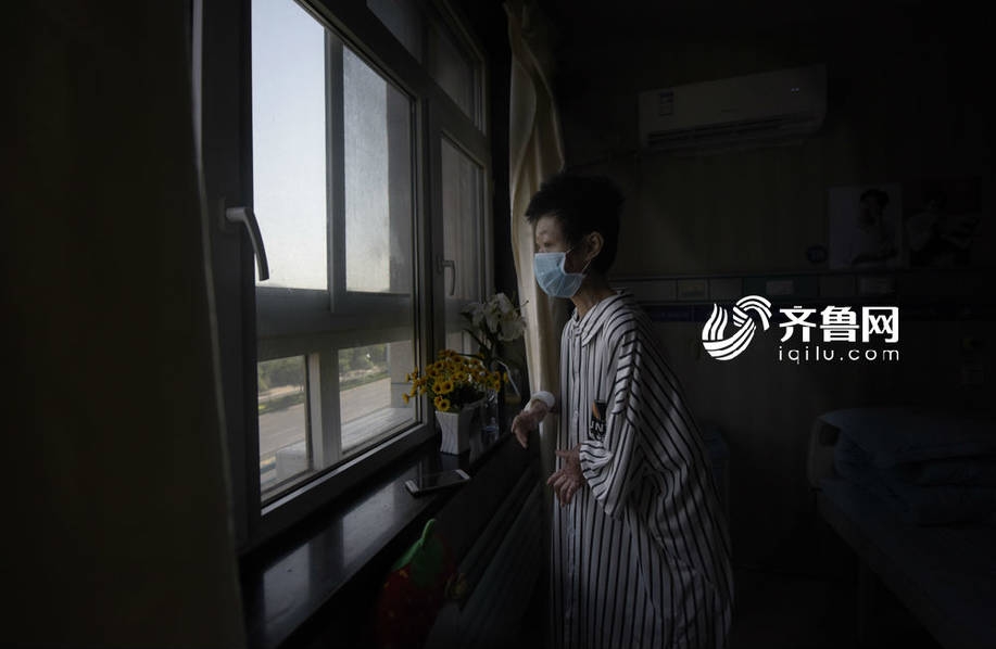 台湾性经典Xxxxxxxxx荡日屄