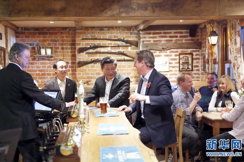 我被两个男人玩3p高潮