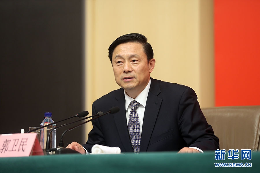 女奥特曼被 到爽被爆衣