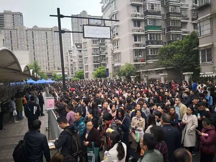 习近平总书记在深度贫困地区脱贫攻坚座谈会上的重要讲话引起强烈反响