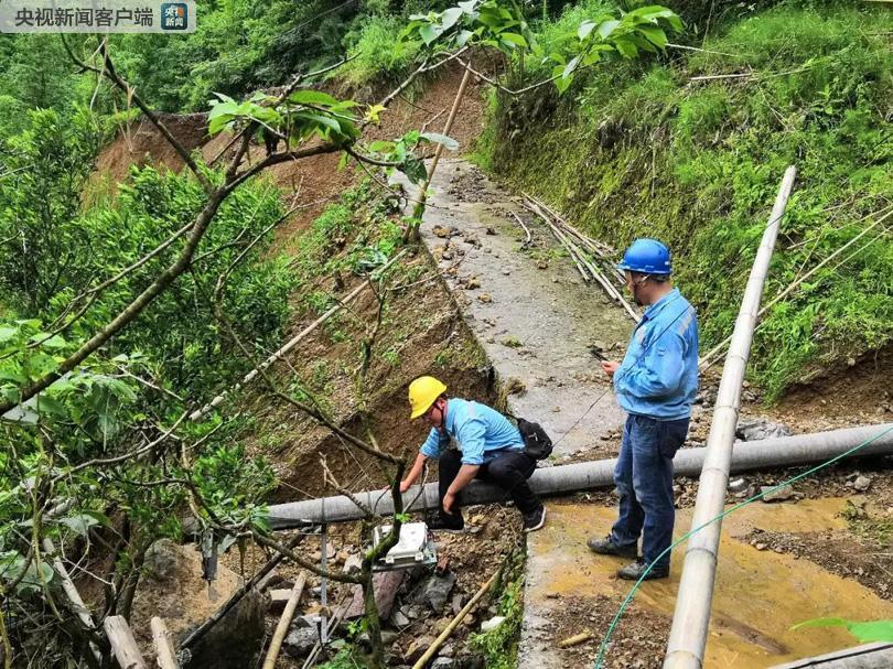 白宇跑男太拚戴臉基尼亮相 大張偉曝有焦慮症