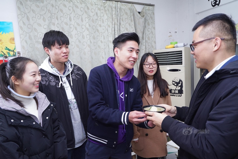 欧美孕妇免费一级片