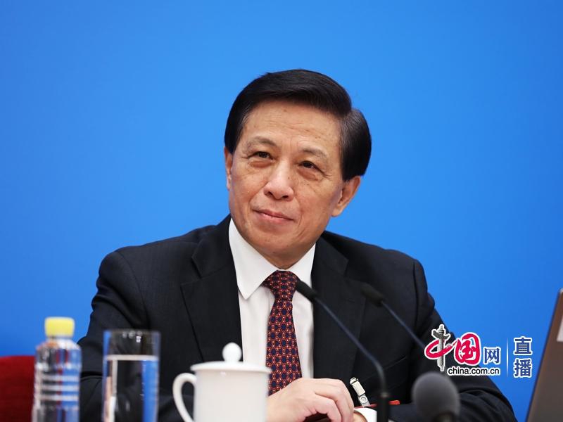 Av直播在线观看免费