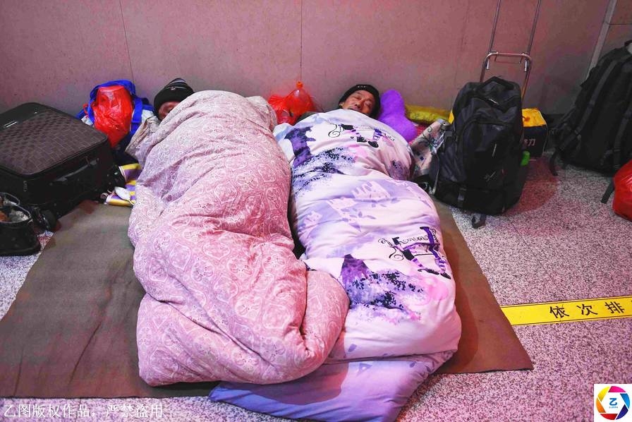 黑人又粗又大又 ╳乂