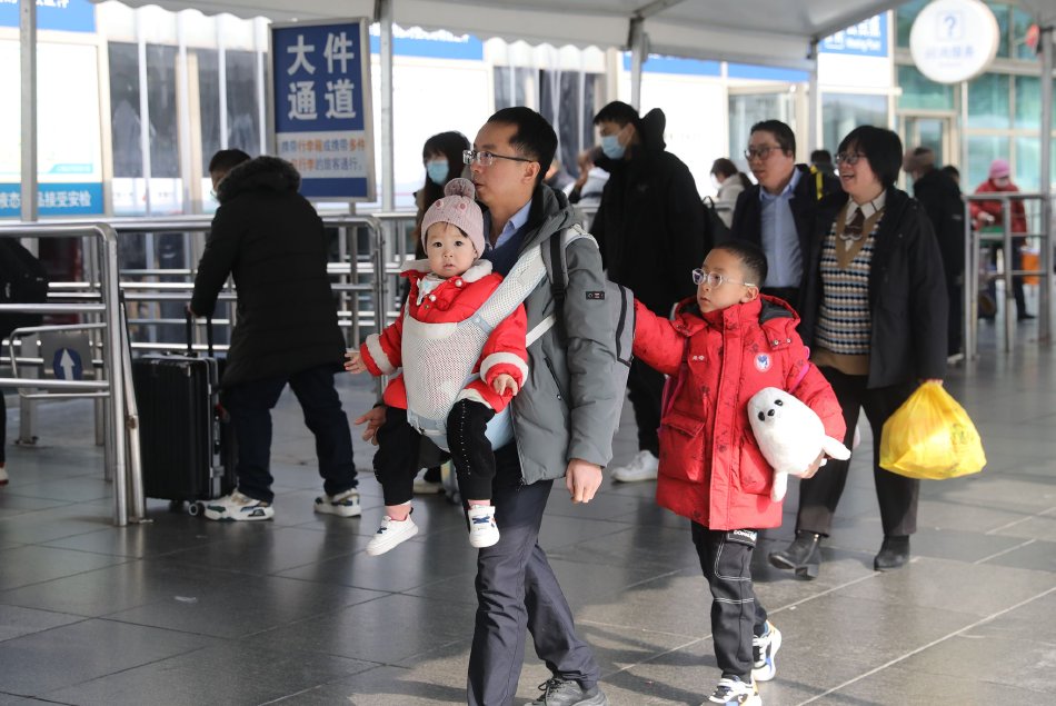 伦理电影完整未册版久久久久乌克兰少妇