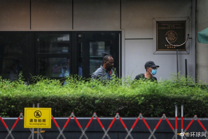 18岁以下禁止下载