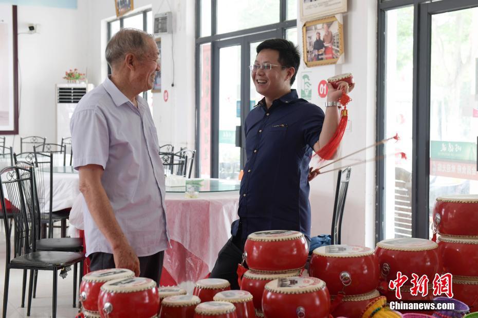 刘嘉玲黄色电影网站