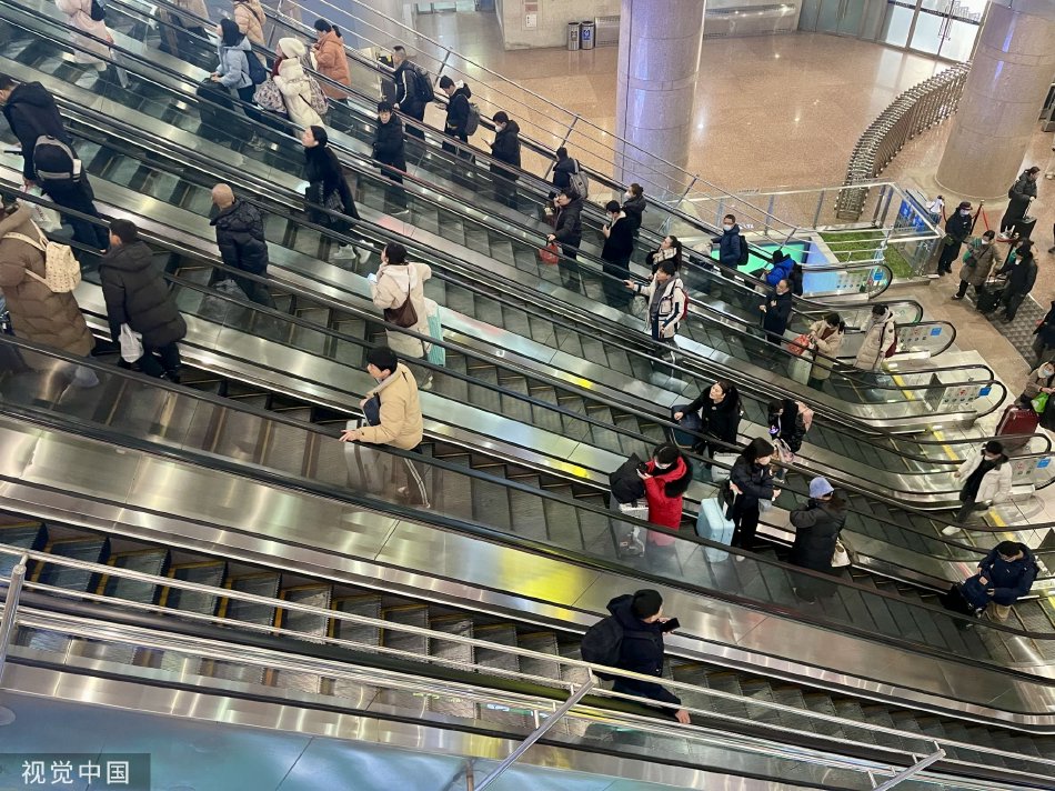 被灌满精子的苍井空