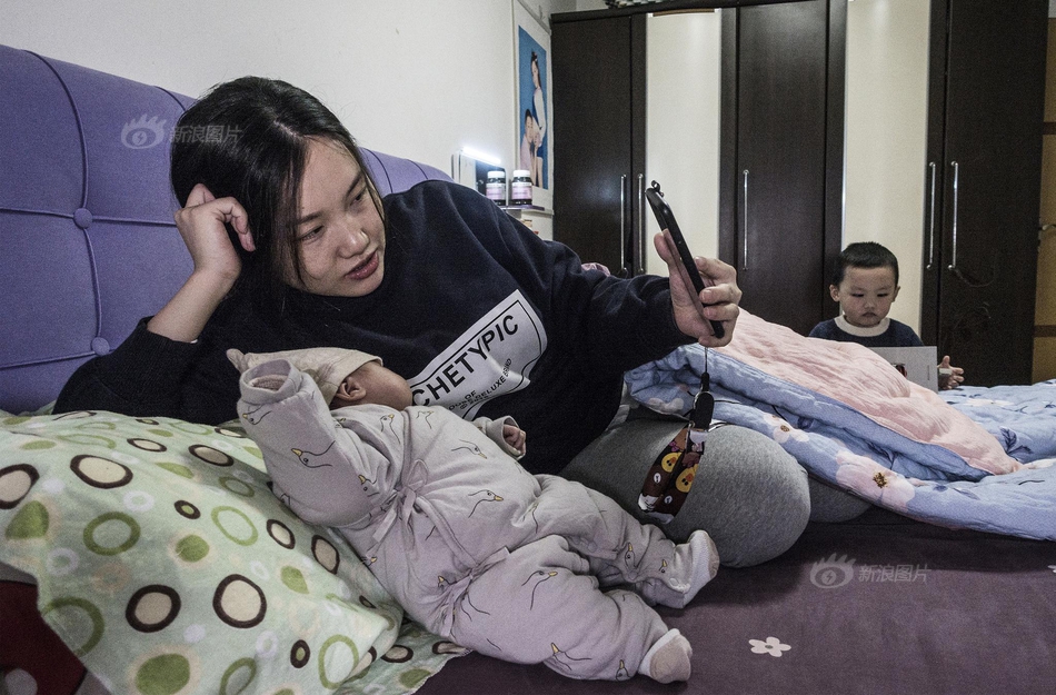 韩国美女裸舞高质量视频在线看