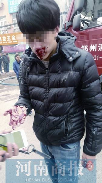 摸着奶子操必
