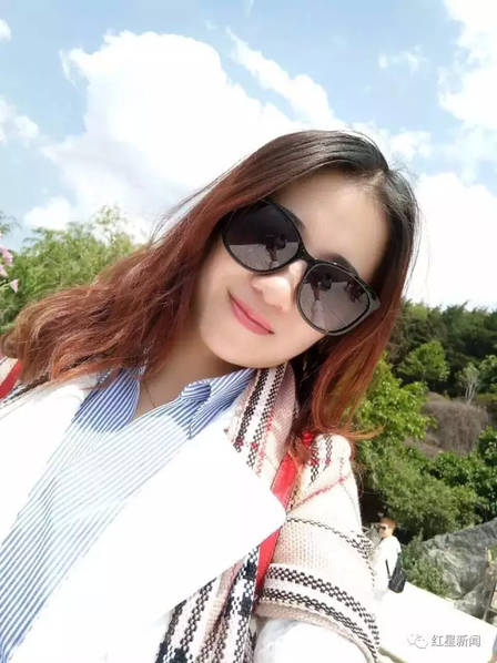 厨房脱岳裙子在后面挺进剧情介绍