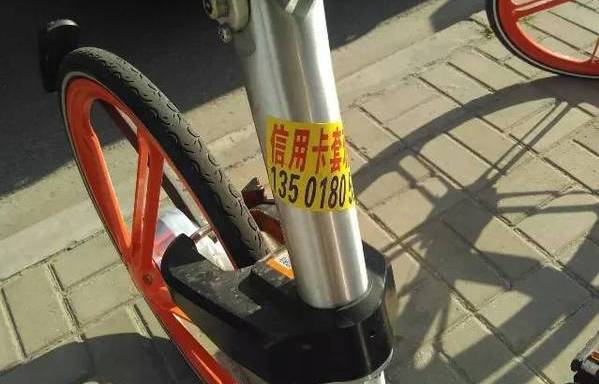 校花被 出乳白色液体下载