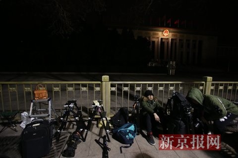 国产户外另类拳交在线露出