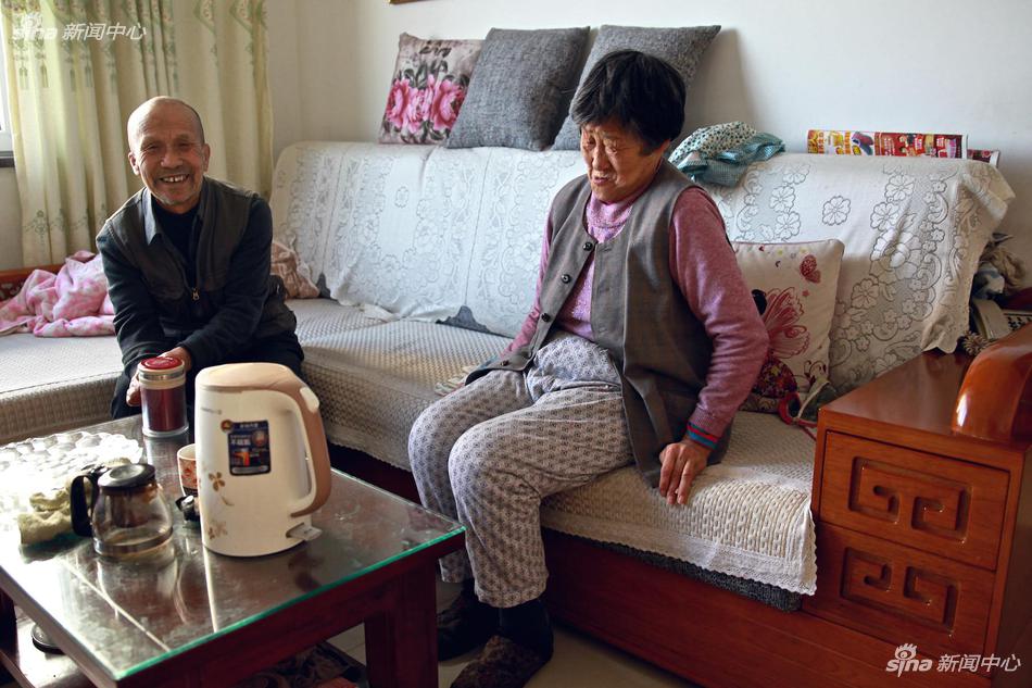 美女夫妻三级大片