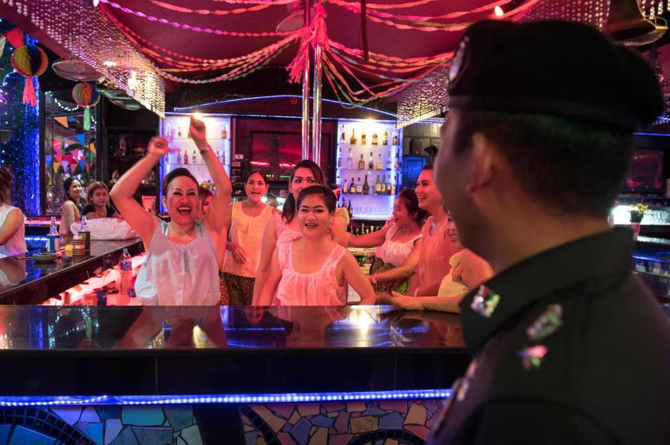 李宗瑞和贝贝一夜二次