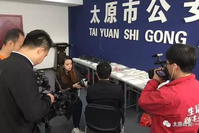 成人 Av 线 上 看
