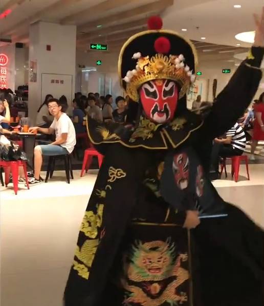 亂伦www日本老妇