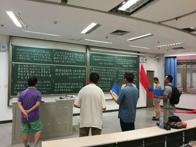 黄色吃奶网站