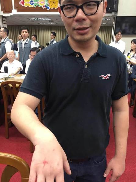 Xvideos免费人成视频