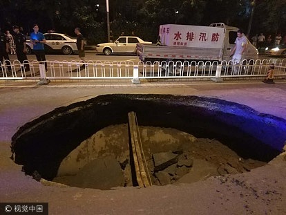 和僧侣相伴的色欲之夜