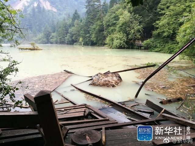 丰满老熟妇的牲交 5Gxwm.xyz
