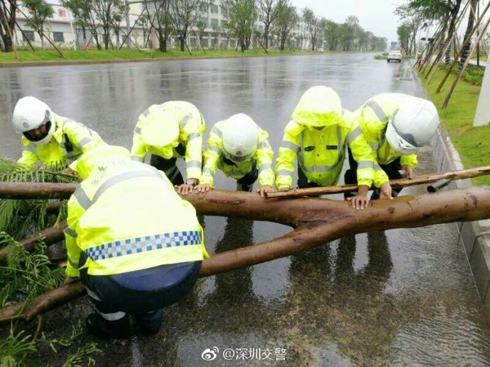 亚洲第一自拍偷拍一区