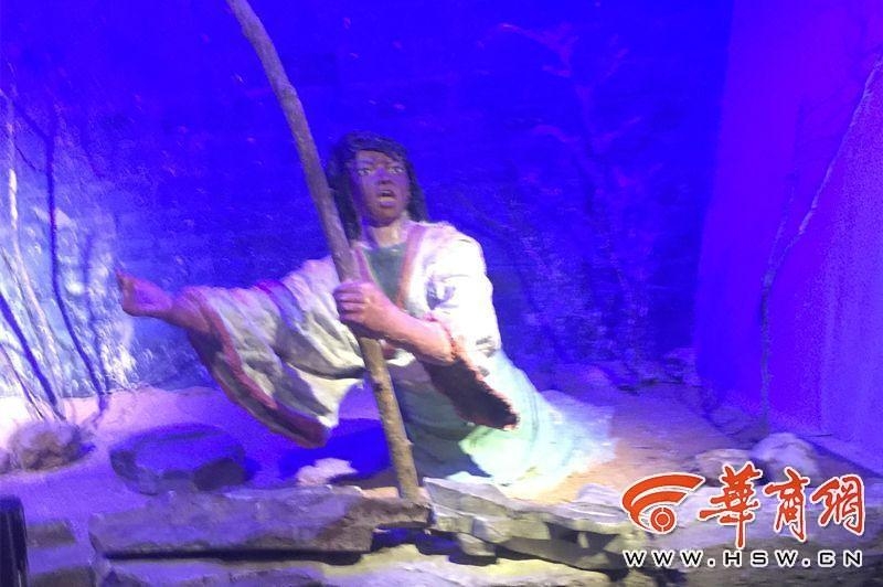 女性扒开 看个够直播