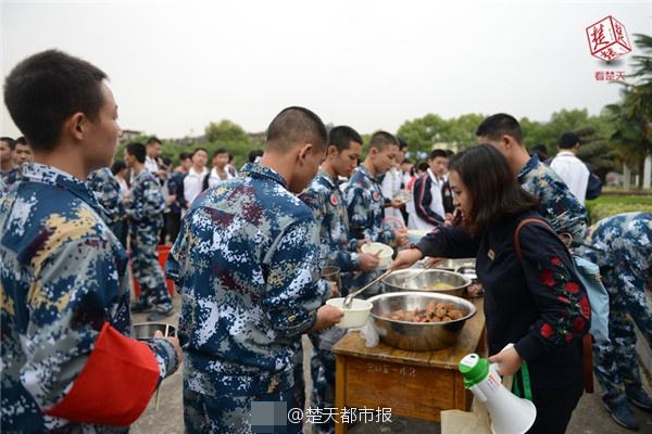 阿富汗