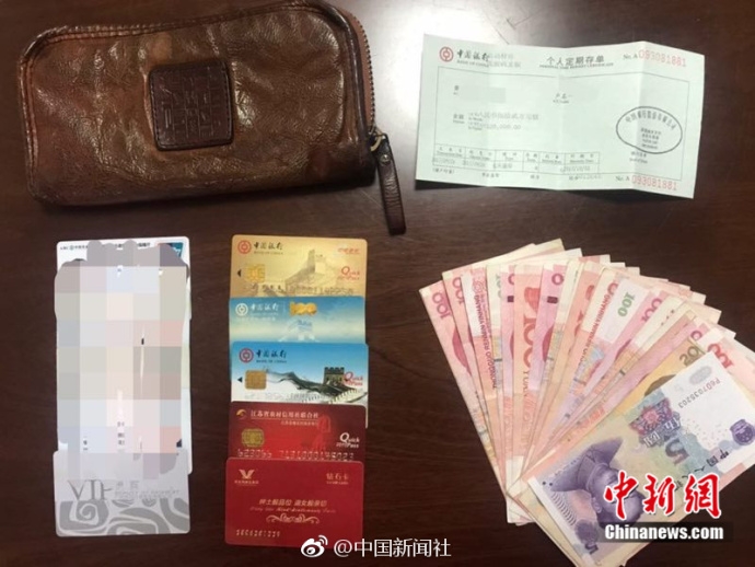 新婚夫妇生活三级片