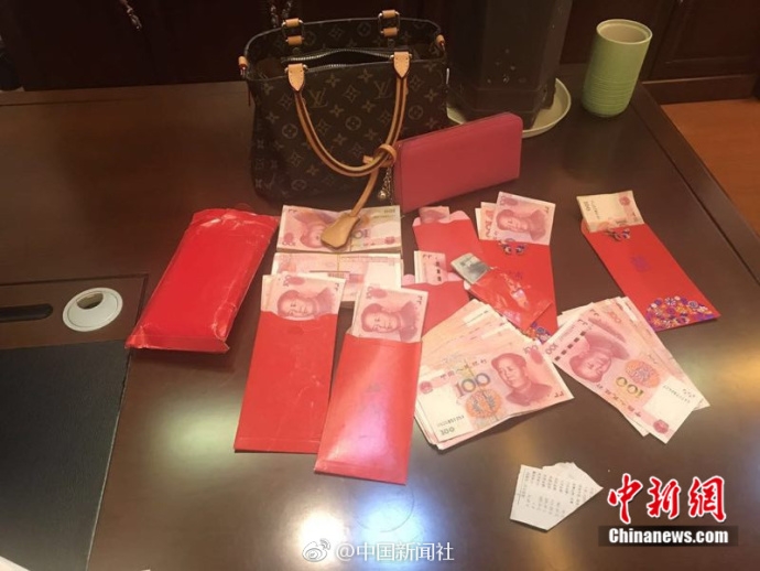成龙