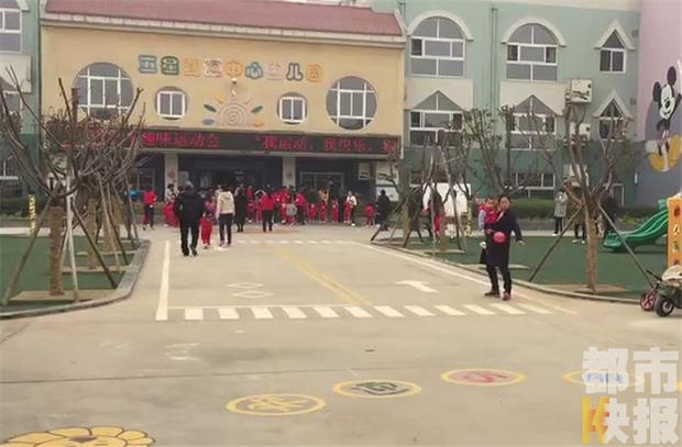 欧美一级全裸黄色片