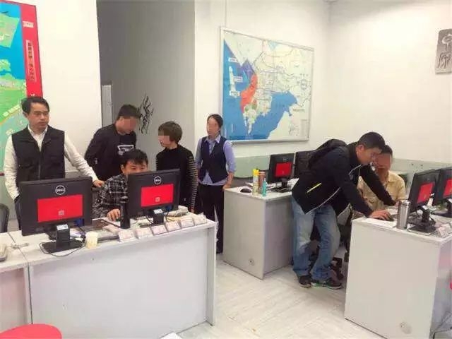 人人操人人妻