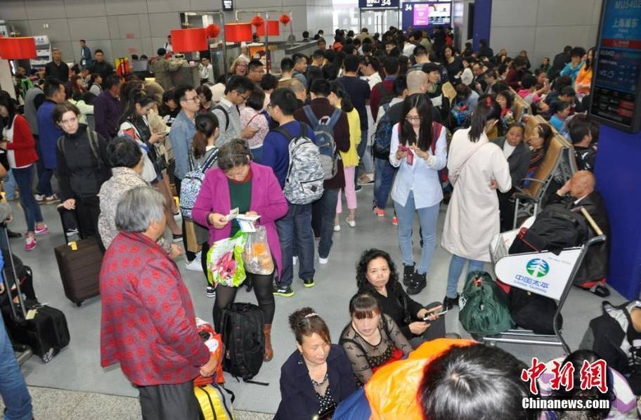 偷窃中国公厕2023年最新一期