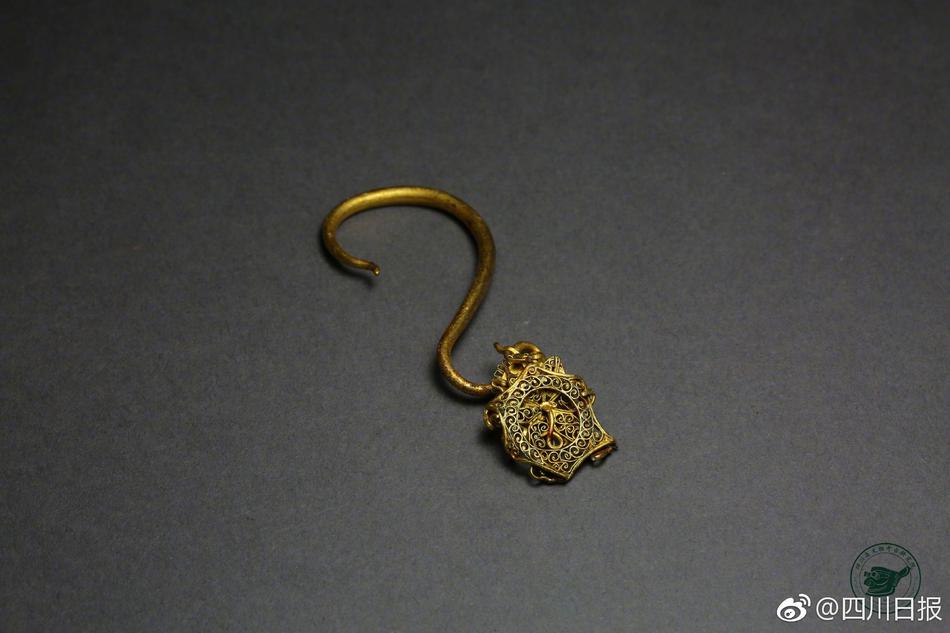 熟骚妇大肥屁股淫乱
