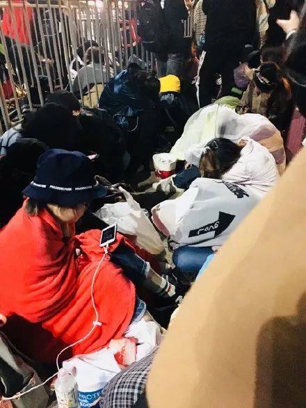 偷拍女人按摩洗澡Hd免费