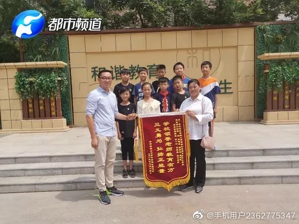 国产亚洲  久一区二区