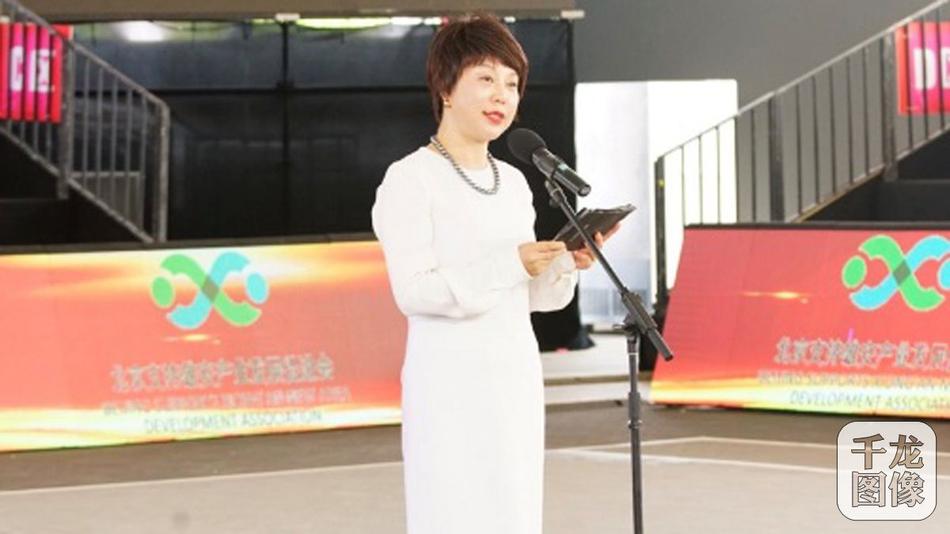 成年免费三级电影