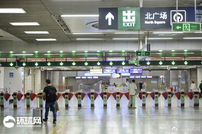 乱伦社区下载