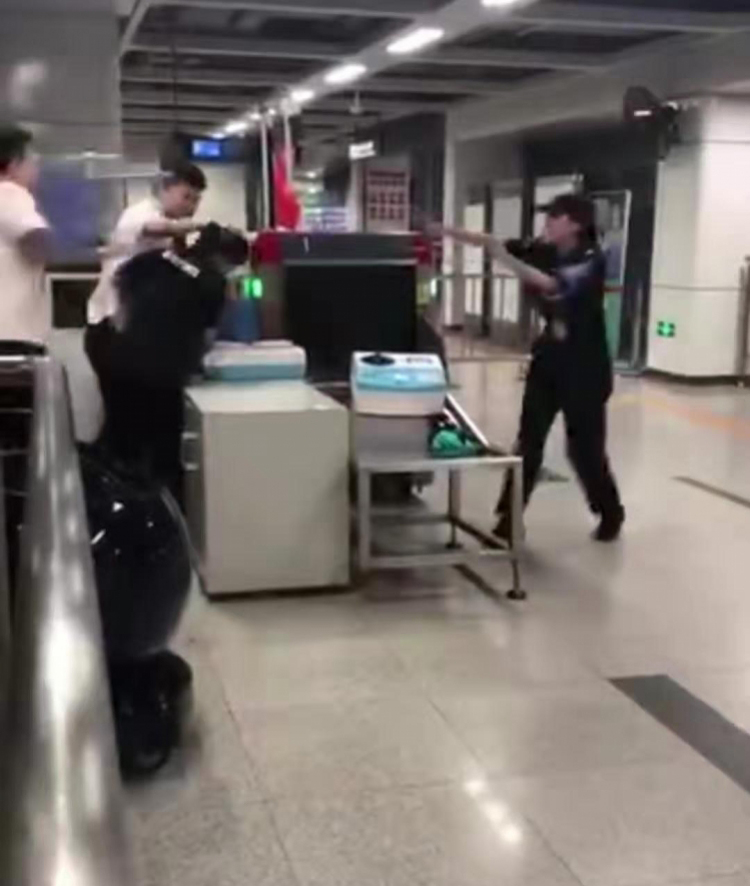 妈妈