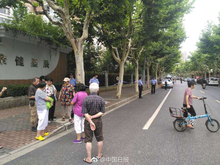 少妇搡BBBB搡BBB搡毛茸茸