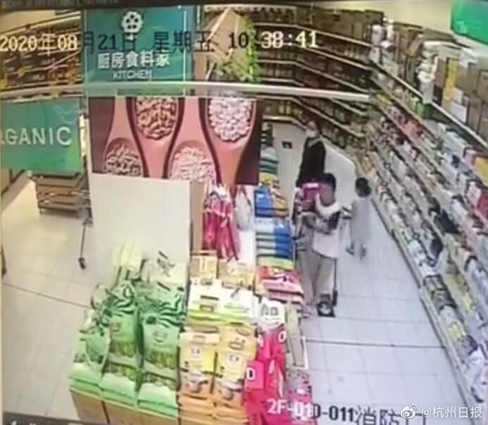 动漫H啪纯肉+公交嗯啊