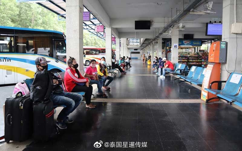 在厨房被 到爽的一天电影